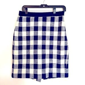 J. Crew Blue and White Plaid Mini Tweed Pencil Skirt Size 8